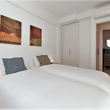 Central & Superb City Views Apartamento